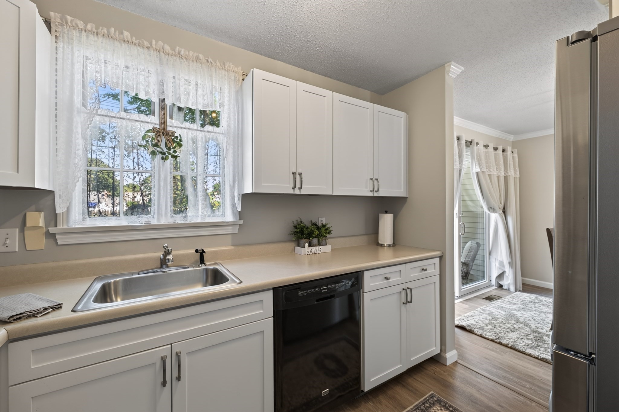 735 Willett Ave # 305 Property Photo 15