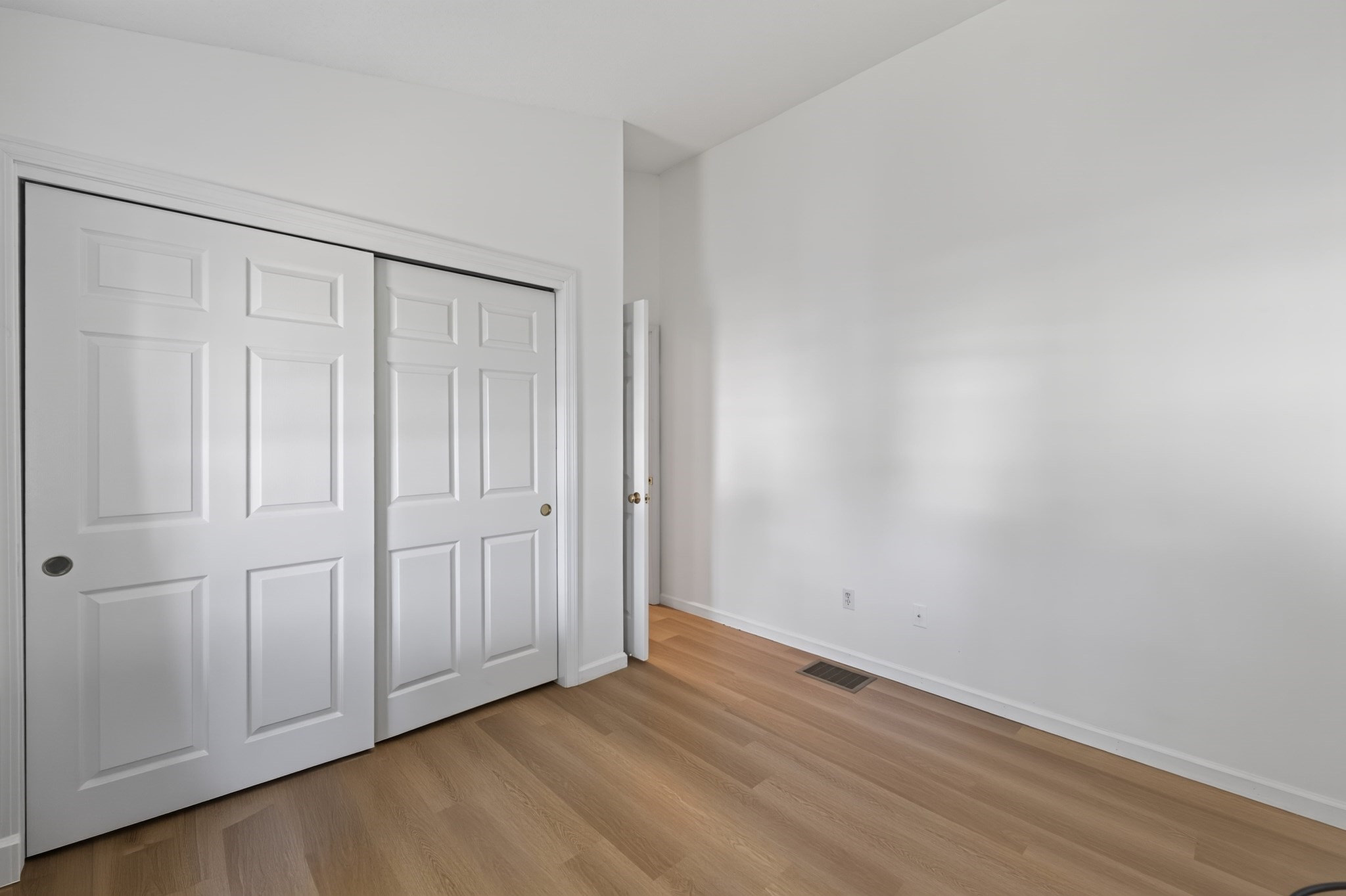 735 Willett Ave # 305 Property Photo 24