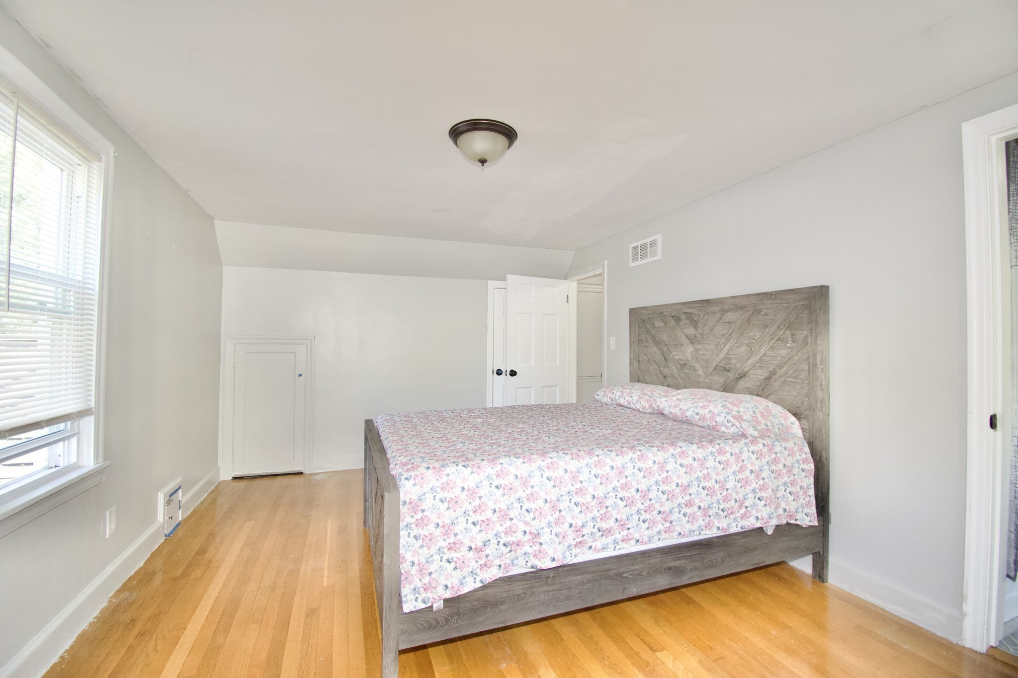 1617 Plumtree Rd # 1 Property Photo 27