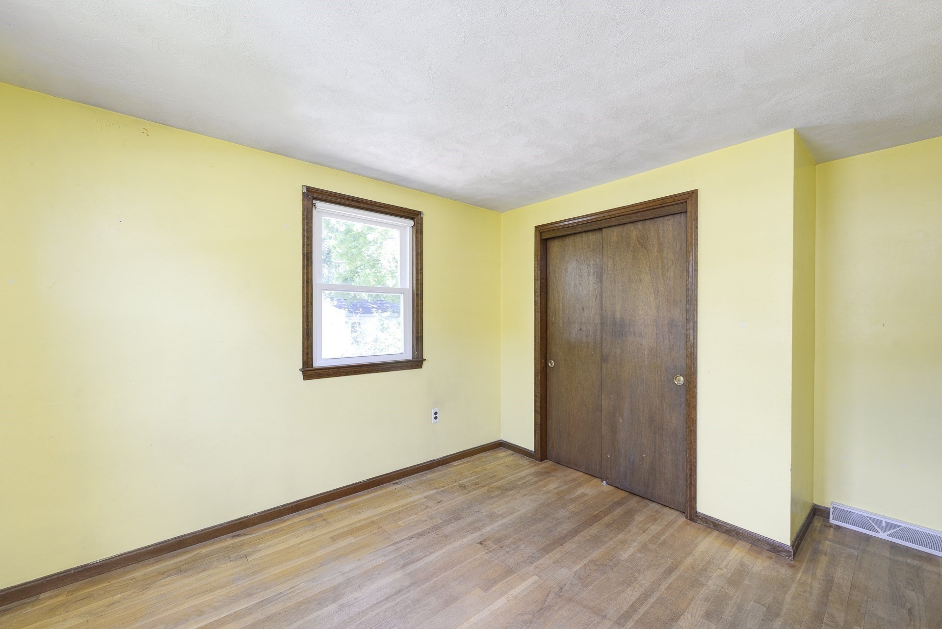 10 Chester Rd Property Photo 24