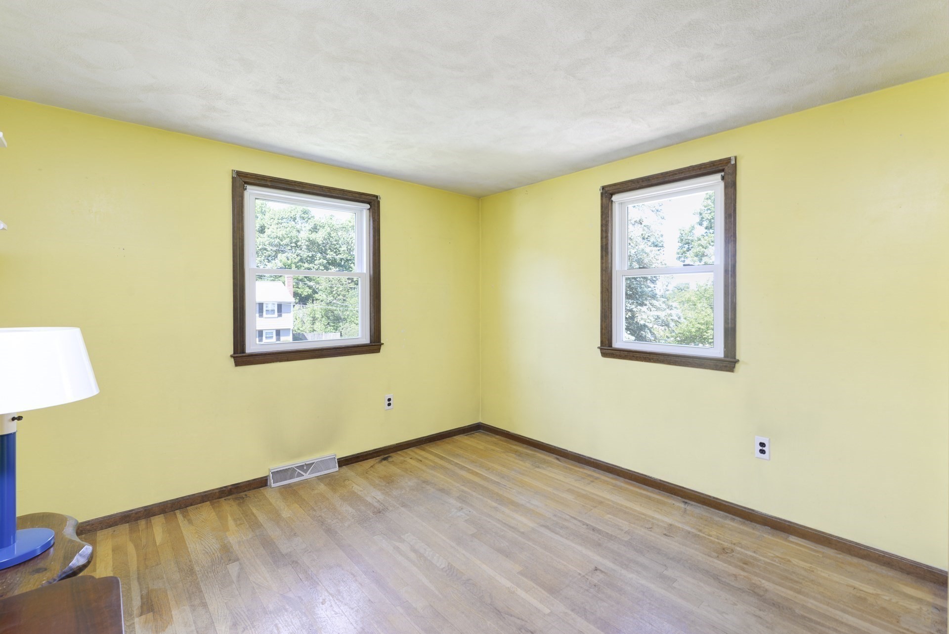 10 Chester Rd Property Photo 25
