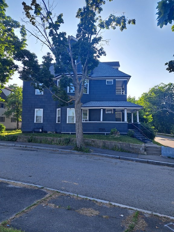 21 Coes St # 3r Property Photo 4