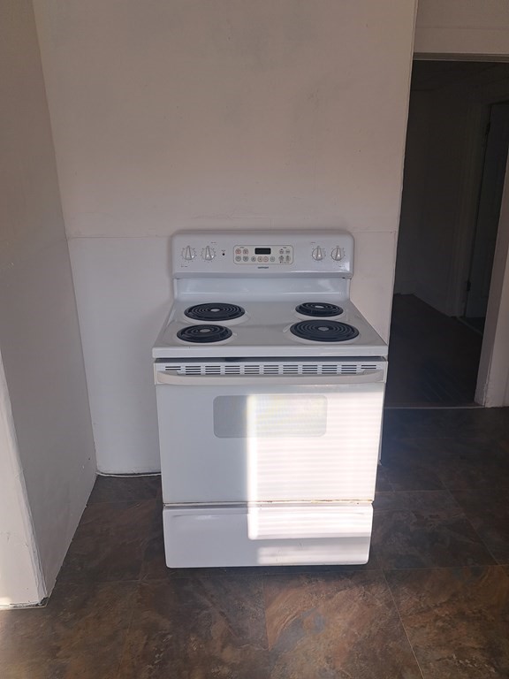 21 Coes St # 3r Property Photo 7