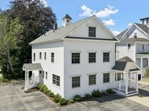 17 Orchard St Property Photo 1