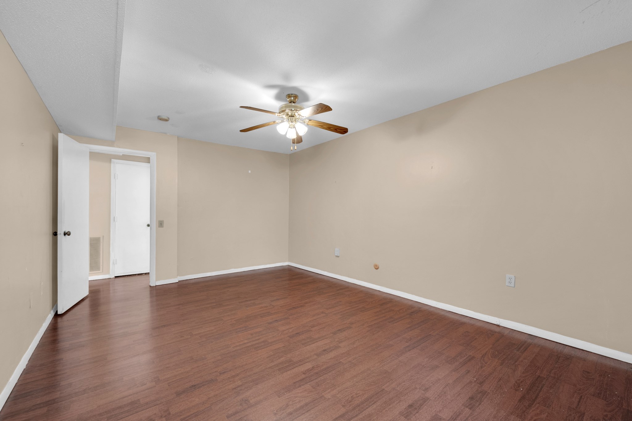 6 Shrewsbury Green Dr # J Property Photo 7