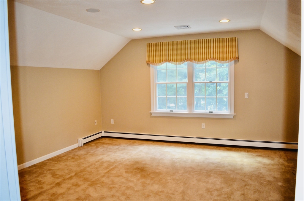 230 Grange Park Property Photo 12