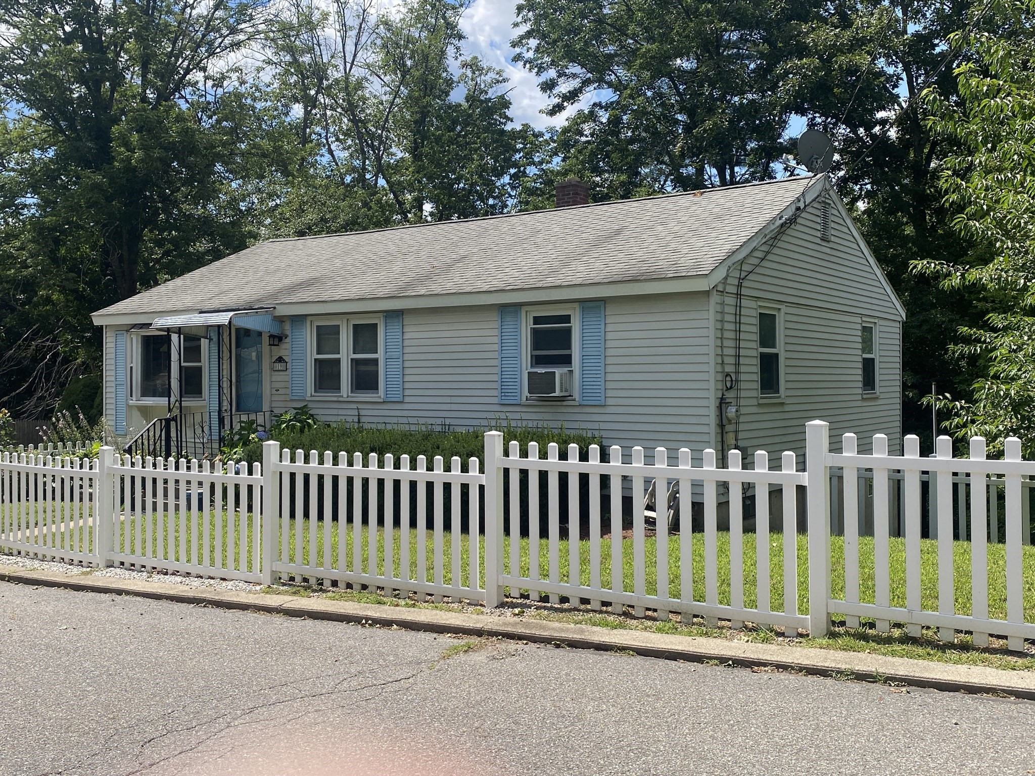 19 Blossom Street Property Photo 1