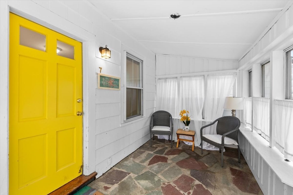 7 Peterson Road Property Photo 3