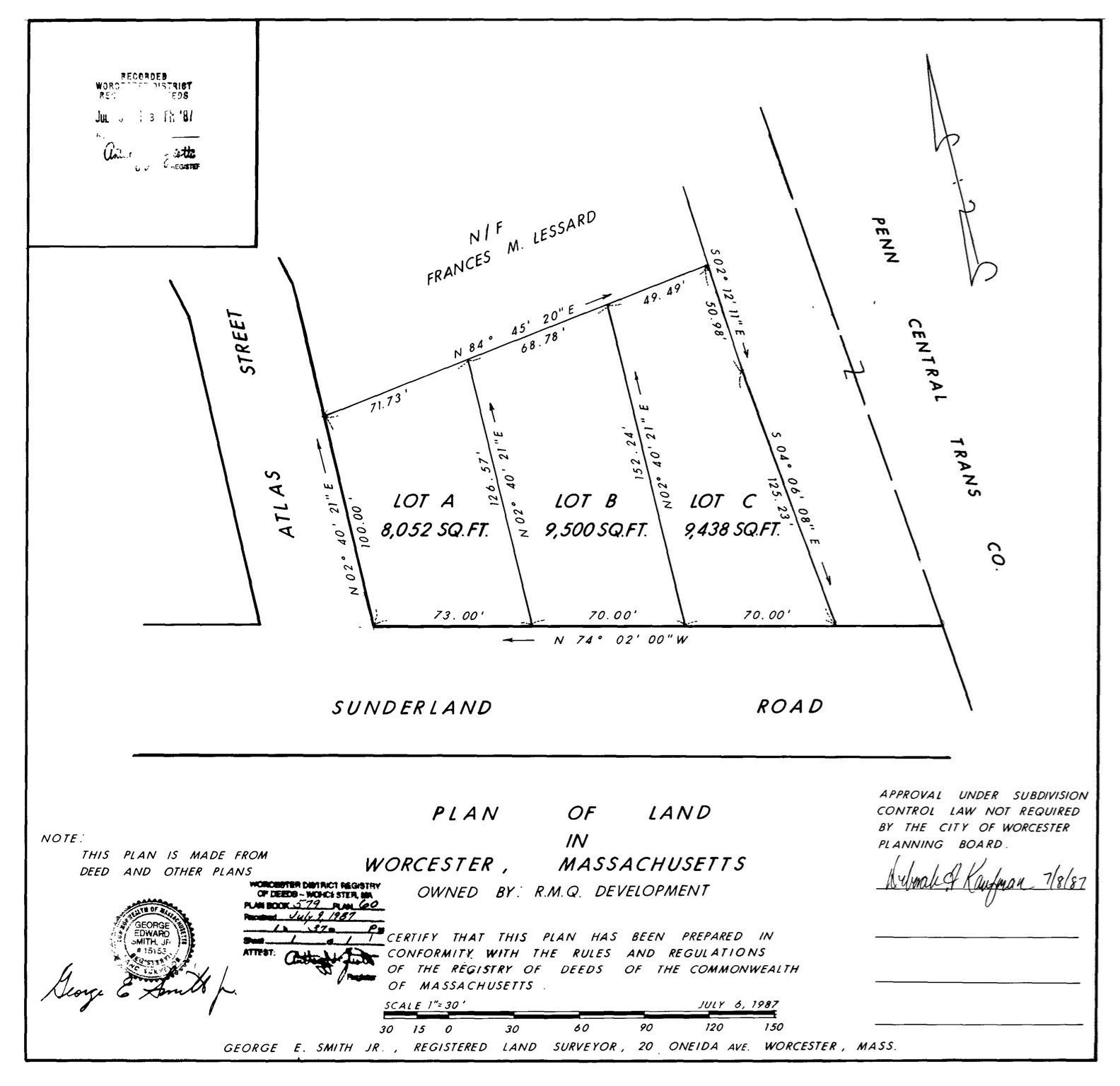 483 Sunderland Rd Property Photo 4