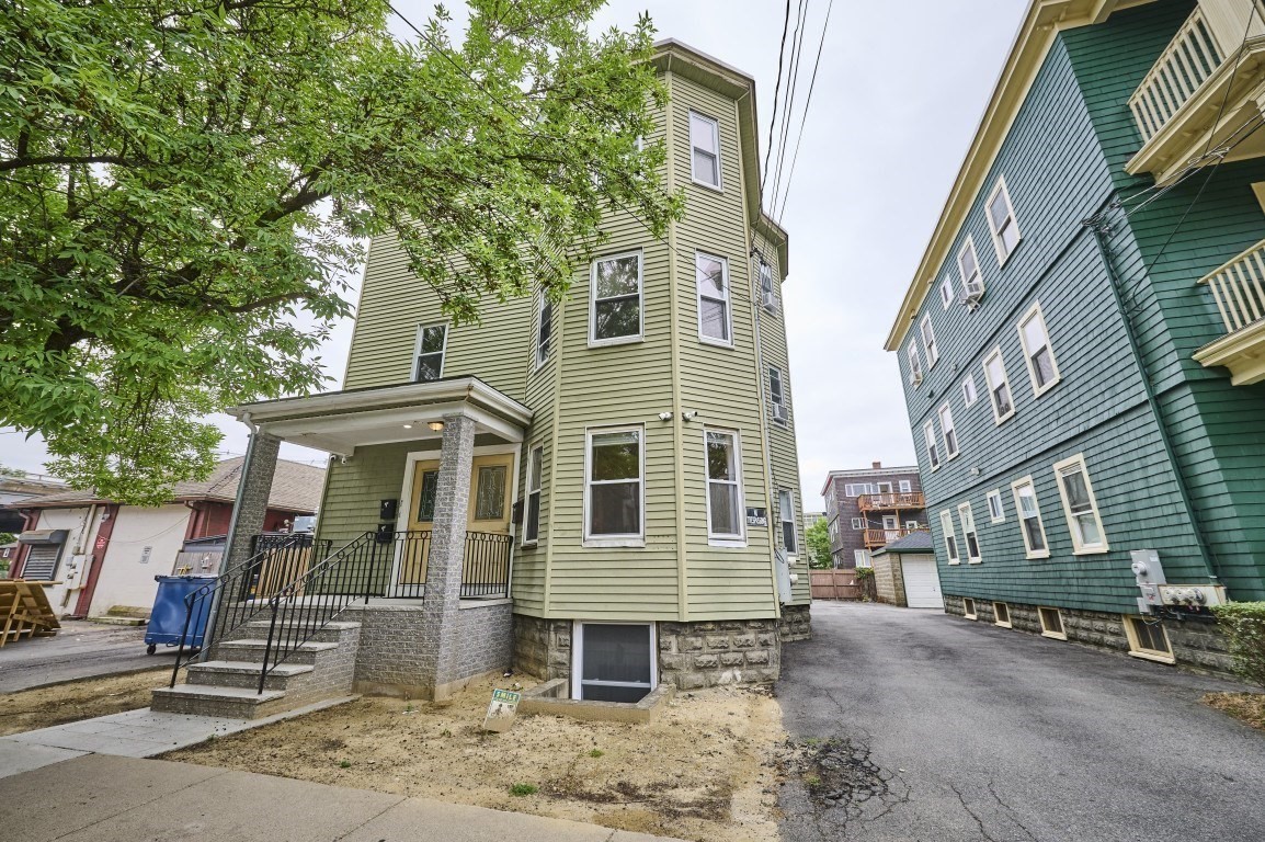 103 Grant St # 1 Property Photo 1