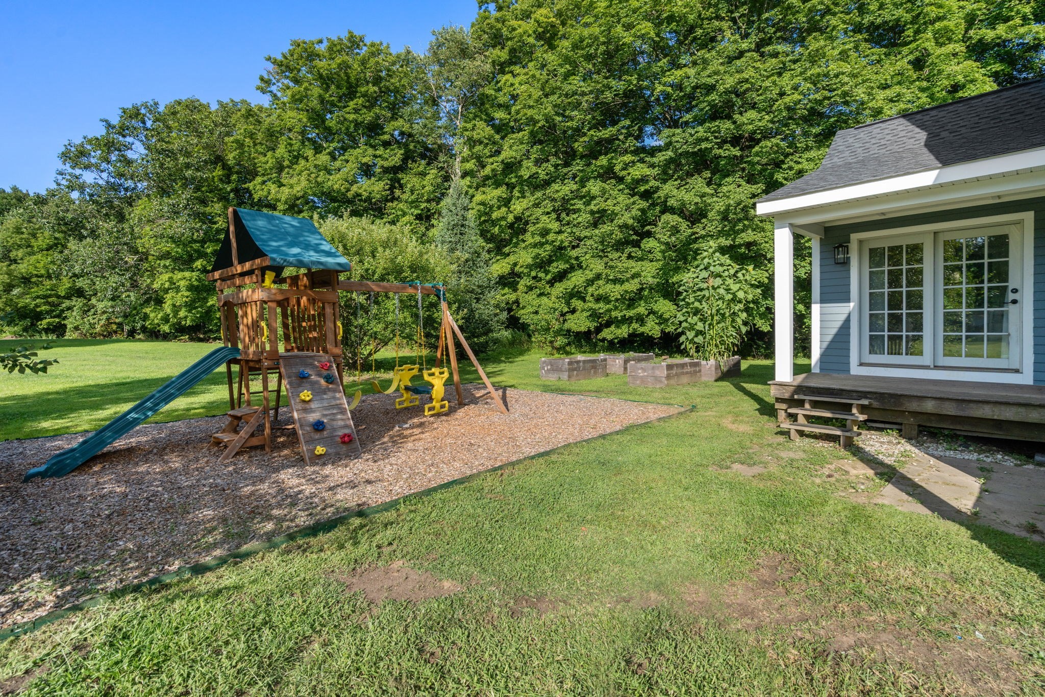 487 Long Plain Rd Property Photo 30
