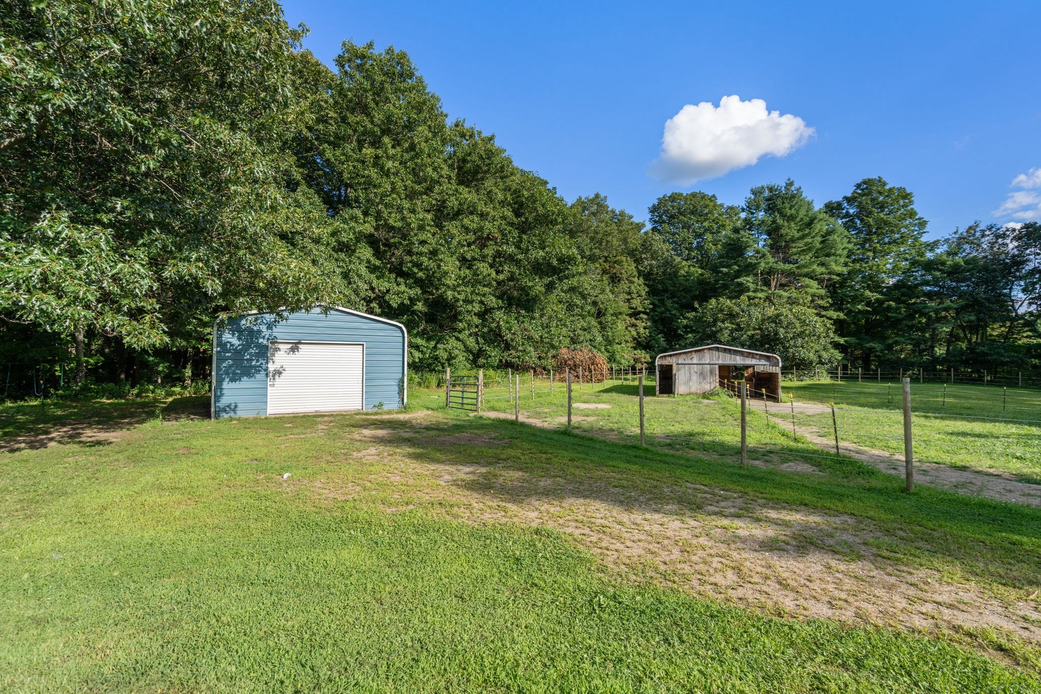 487 Long Plain Rd Property Photo 32