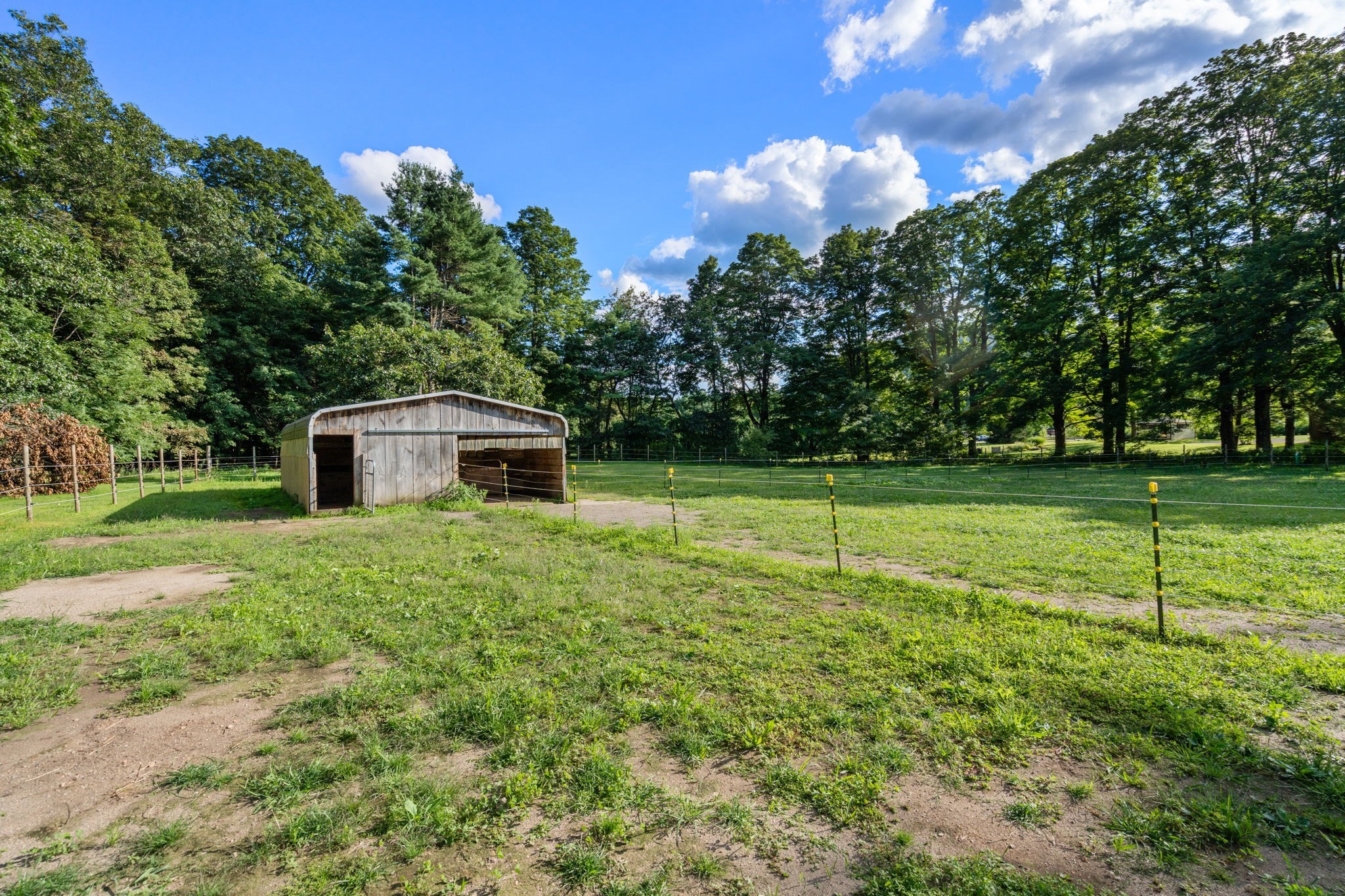 487 Long Plain Rd Property Photo 33
