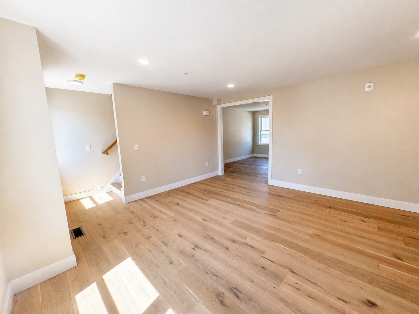 562 Gorham Street # 05 Property Photo 9