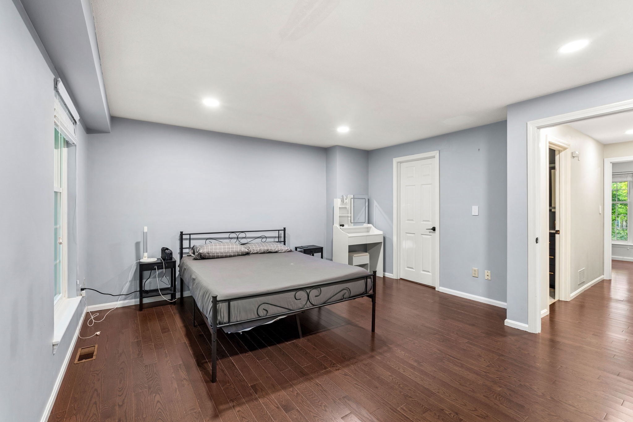 111 Brigham St # 19a Property Photo 13