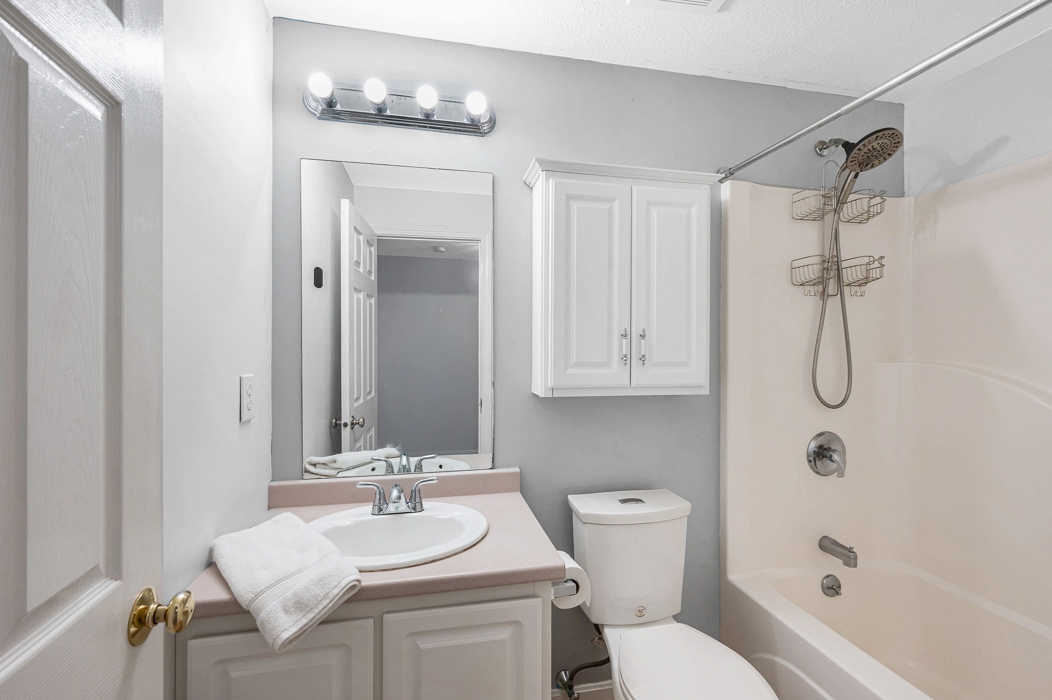 4 Georgetowne # 4 Property Photo 15