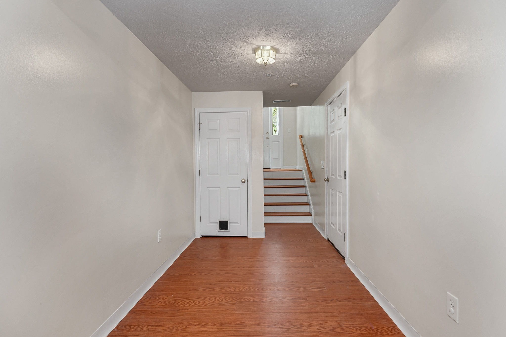 4 Georgetowne # 4 Property Photo 26