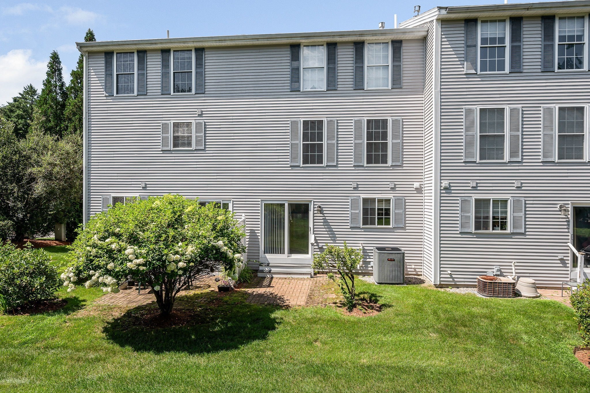 4 Georgetowne # 4 Property Photo 34