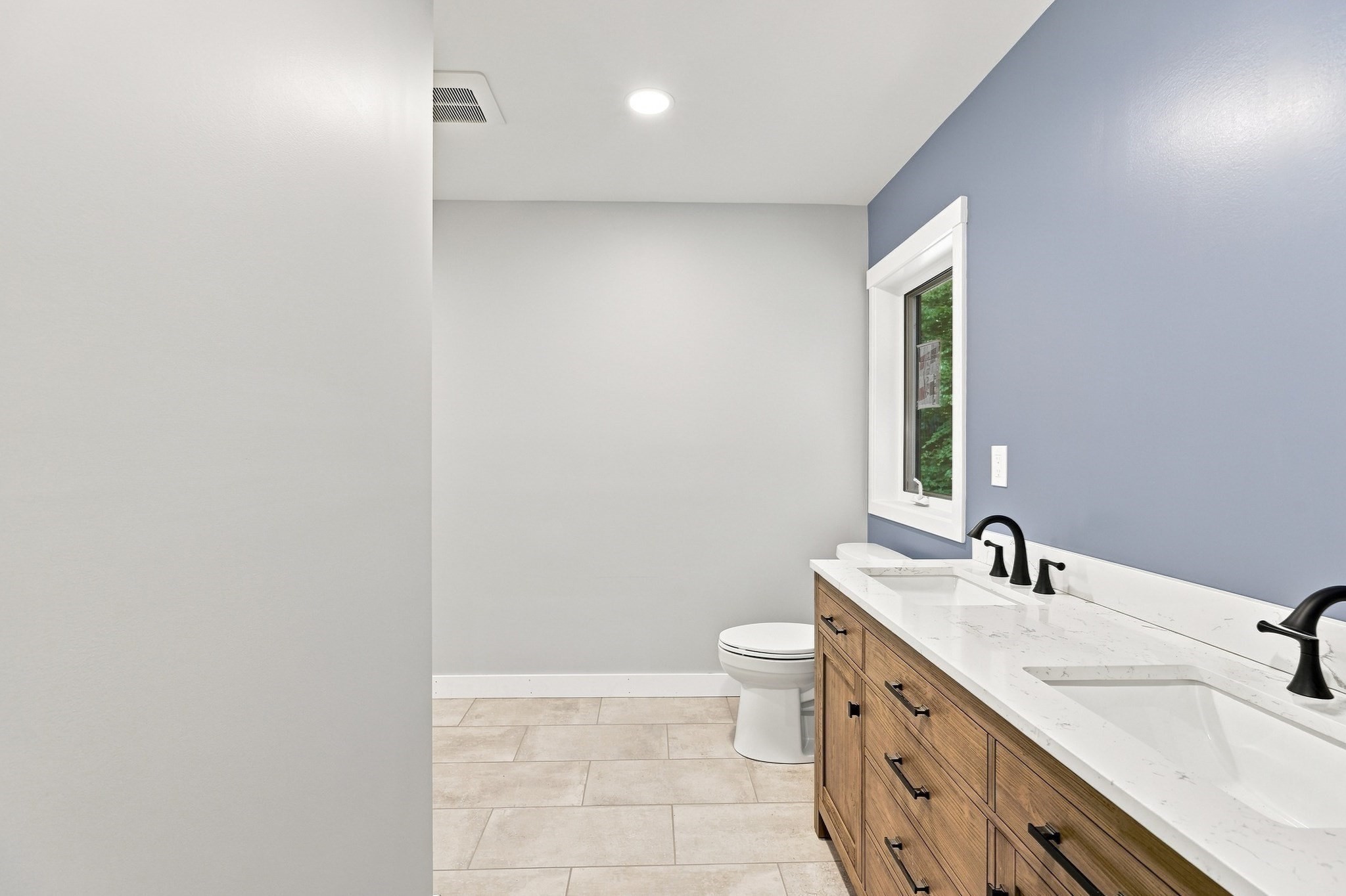 20 Wachusett Street Property Photo 14