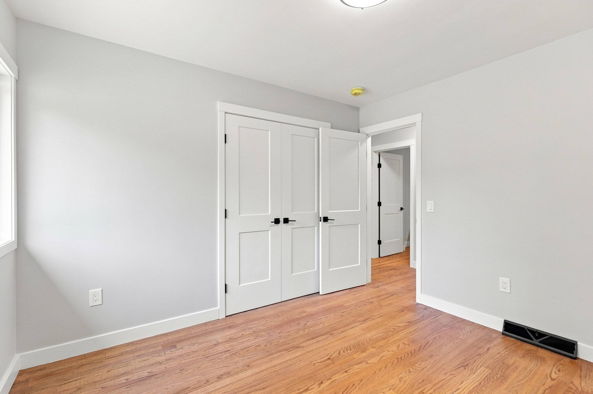 20 Wachusett Street Property Photo 17