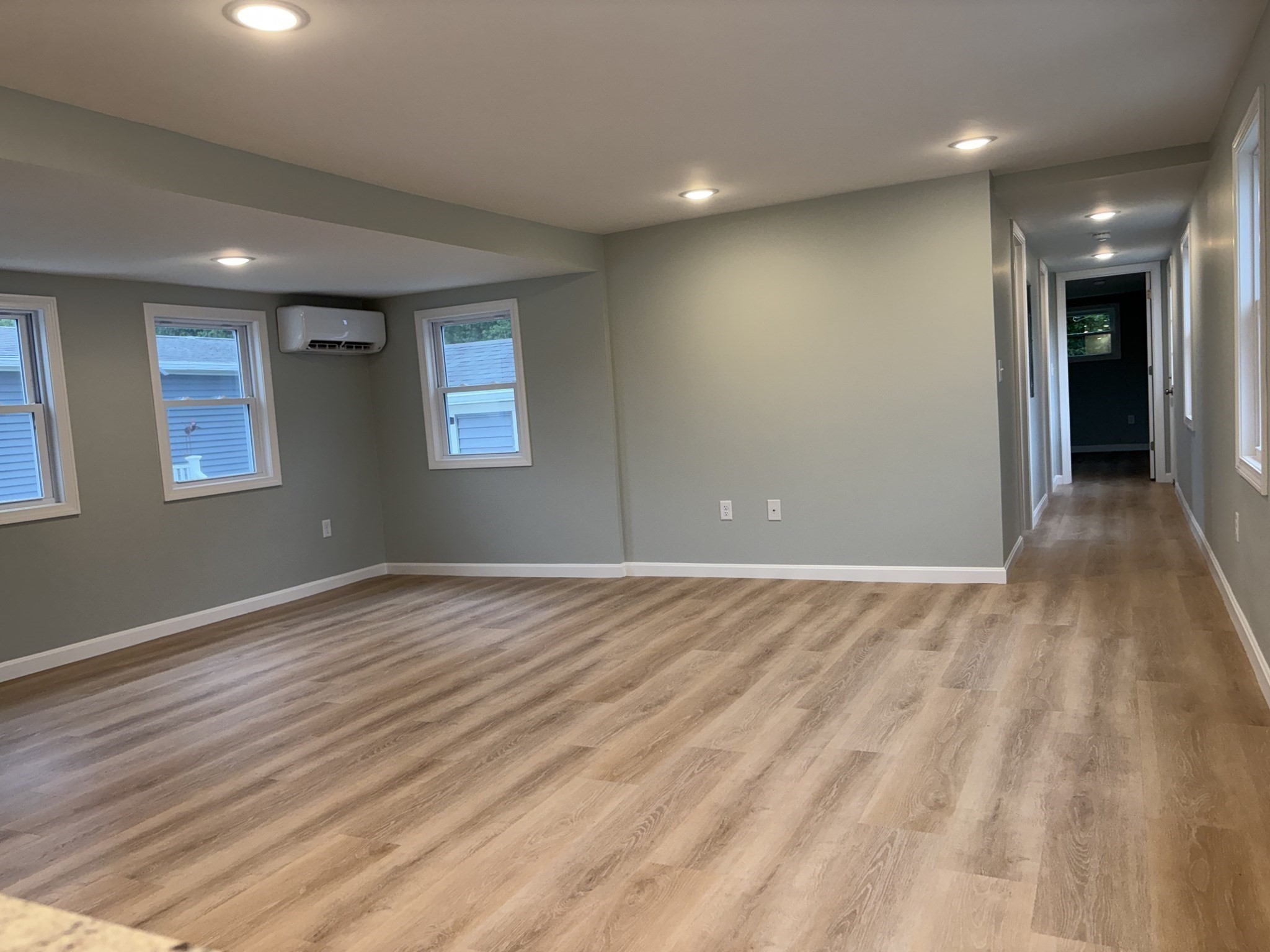 300 East Washington Street # 34r Property Photo 11
