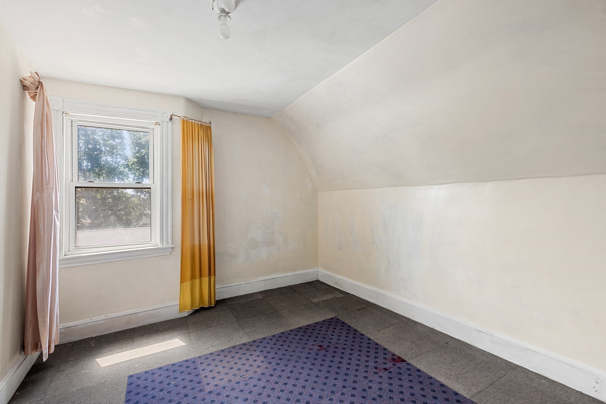 16 Holmfield Ave Property Photo 15