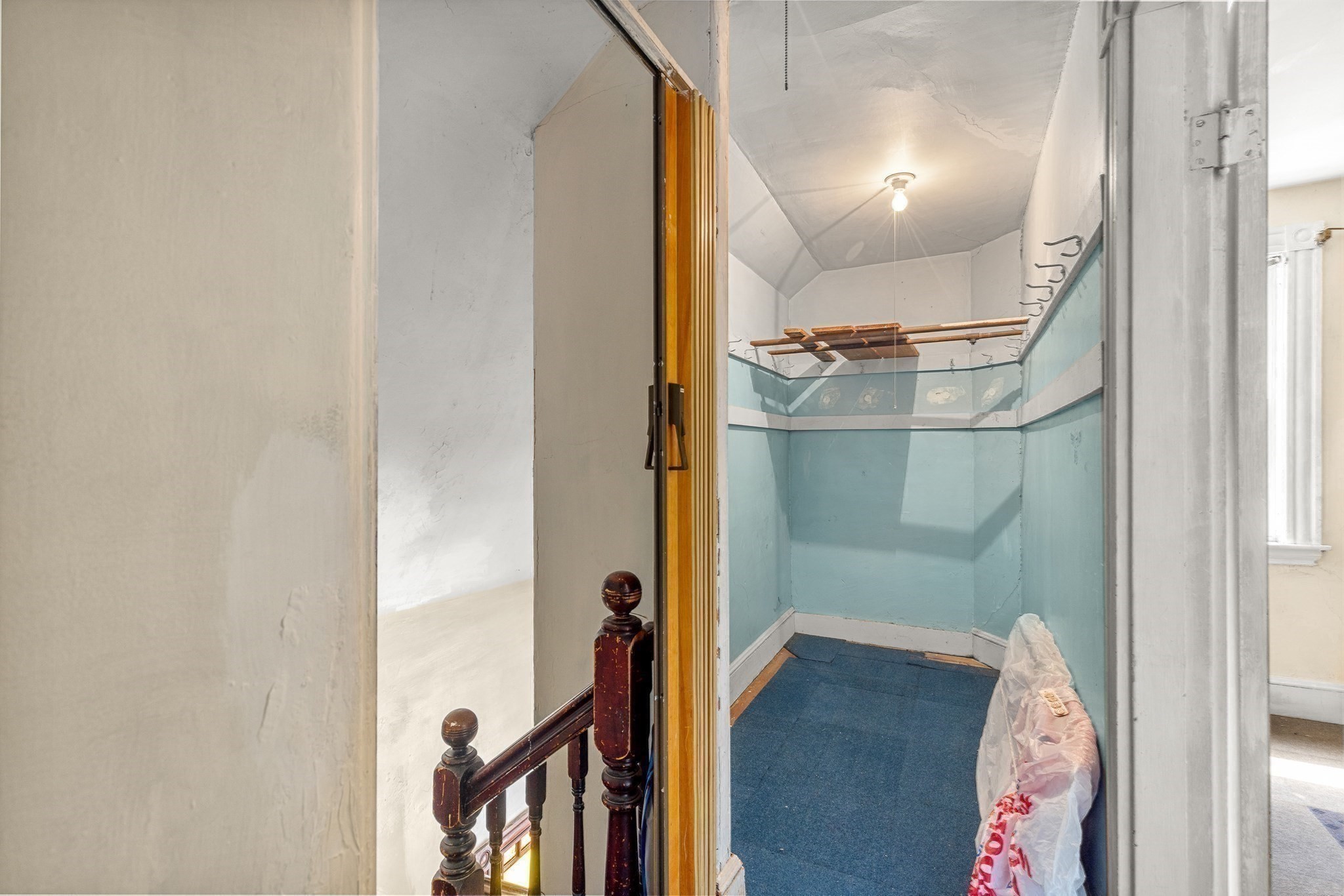 16 Holmfield Ave Property Photo 22