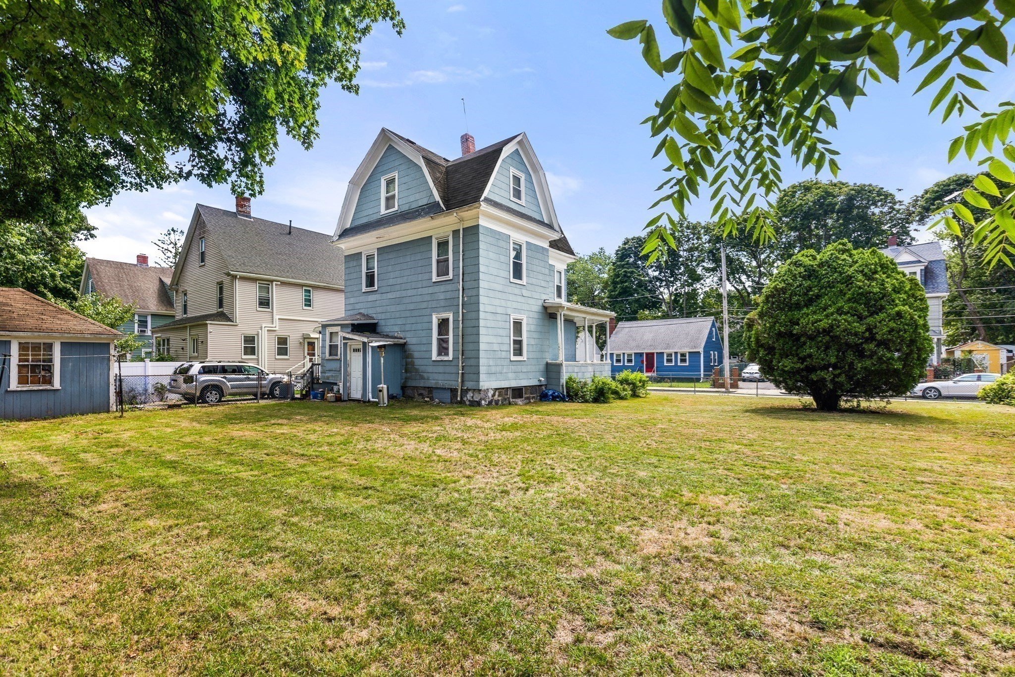 16 Holmfield Ave Property Photo 27