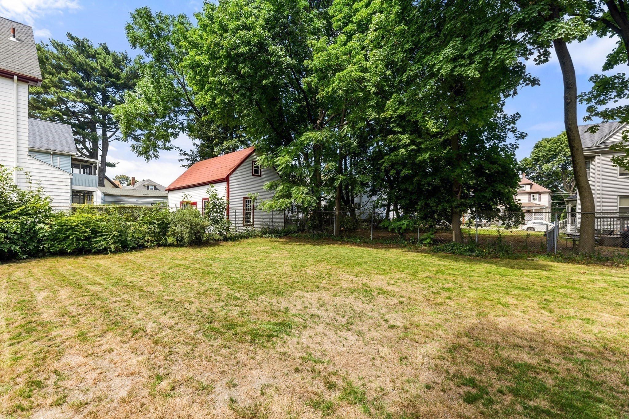 16 Holmfield Ave Property Photo 28