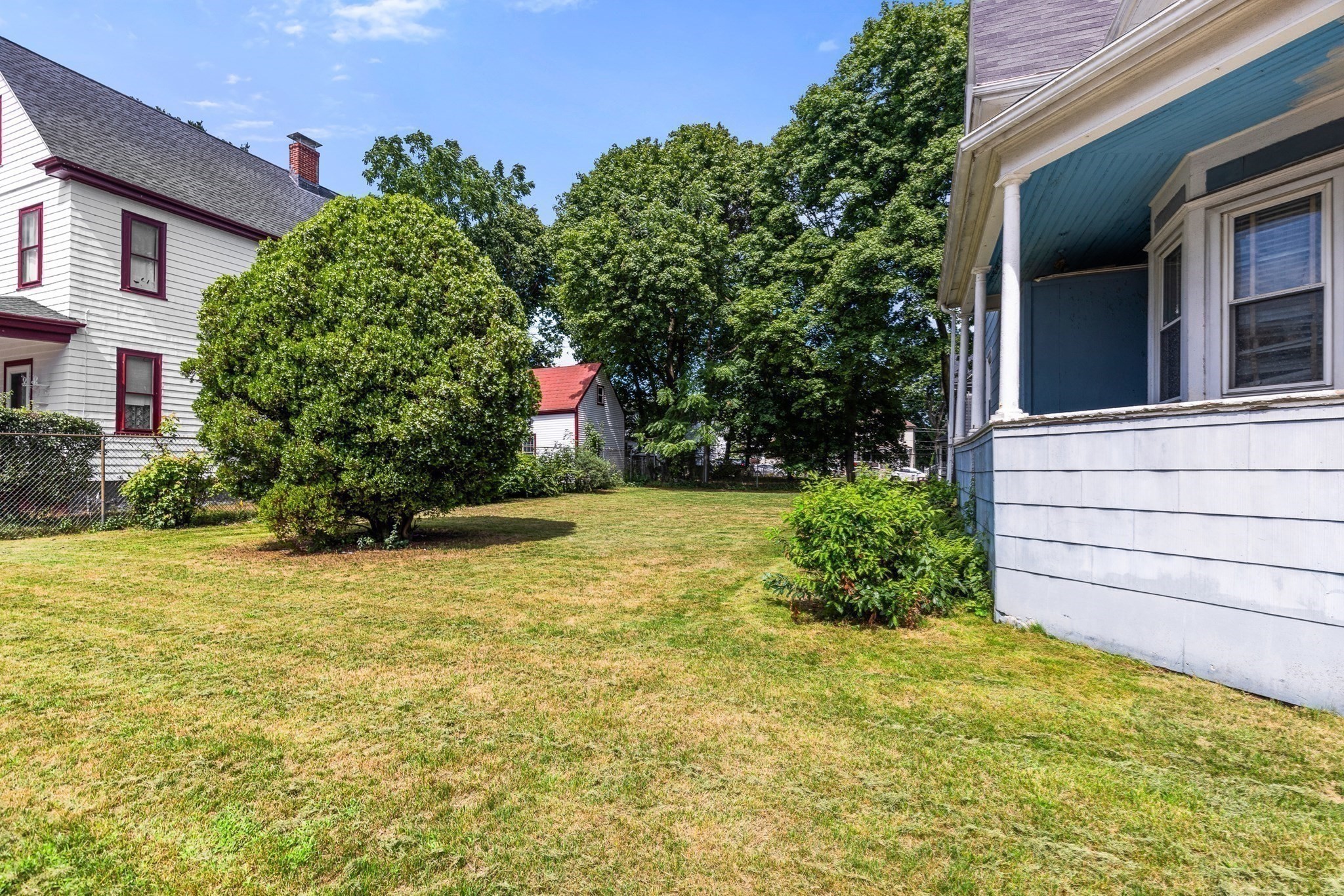16 Holmfield Ave Property Photo 34
