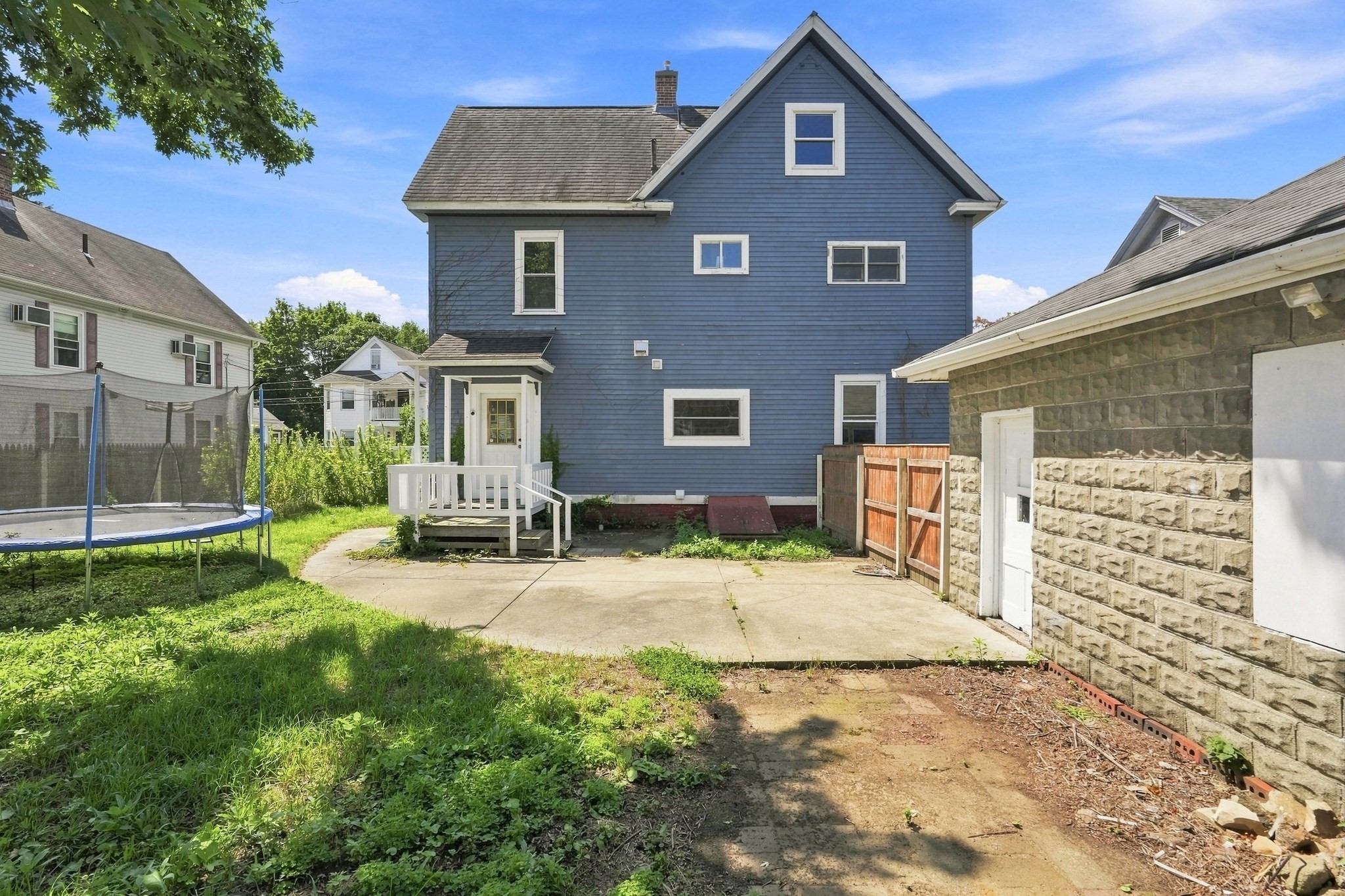 35 Day Ave Property Photo 5
