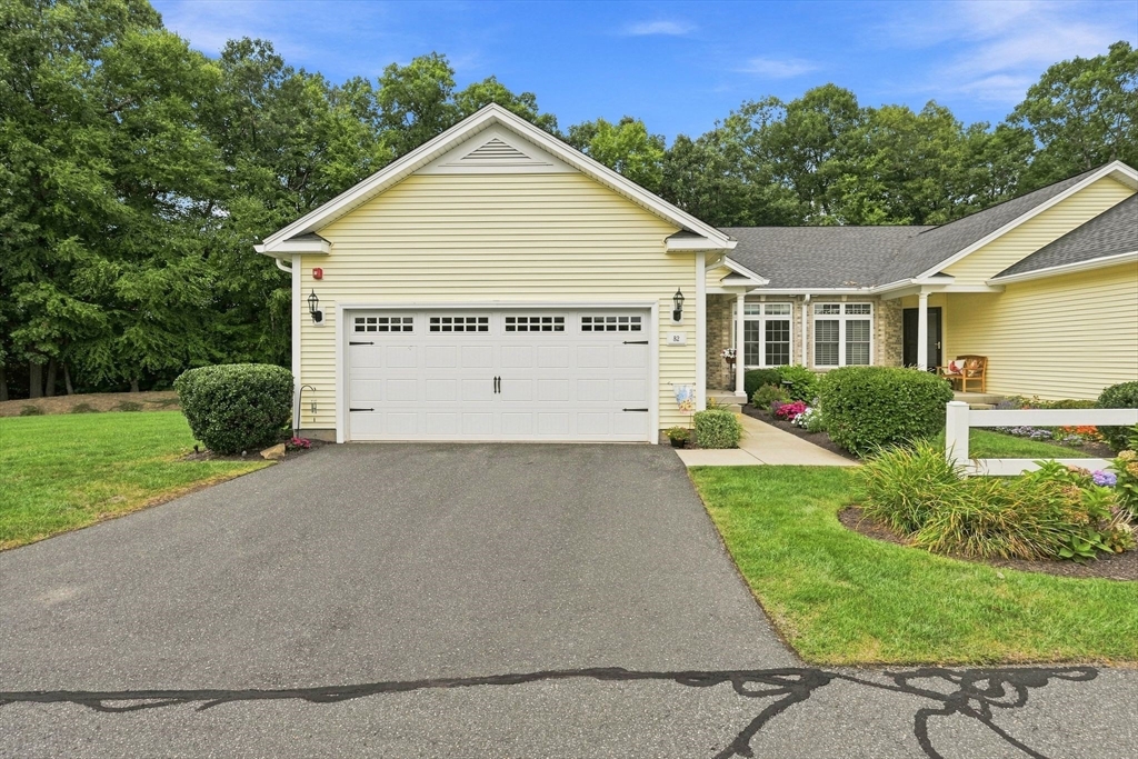 82 Beech Hill Road # 82 Property Photo 1