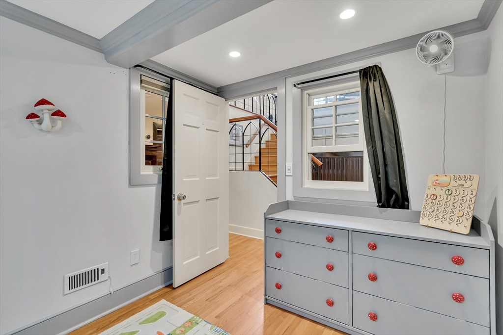 90 Park Street # 35 Property Photo 19