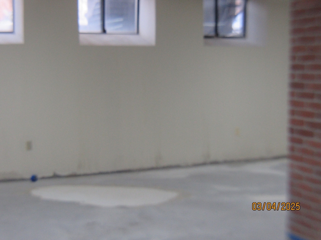 111 Willard St # B Property Photo 6