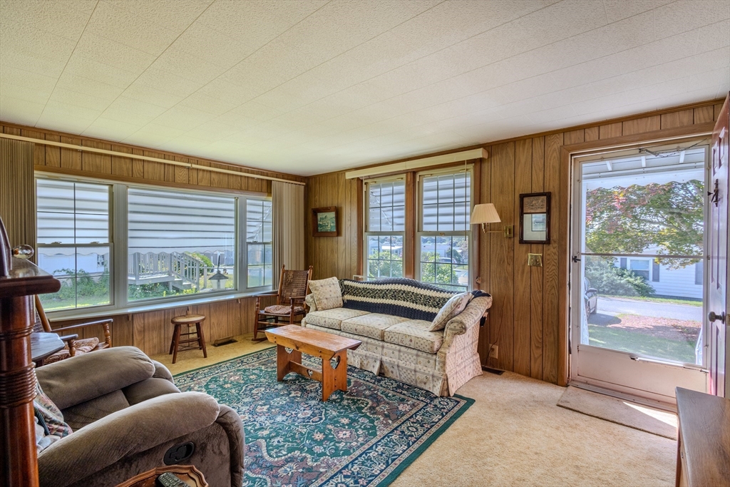 6 Coachman Terrace Property Photo 3