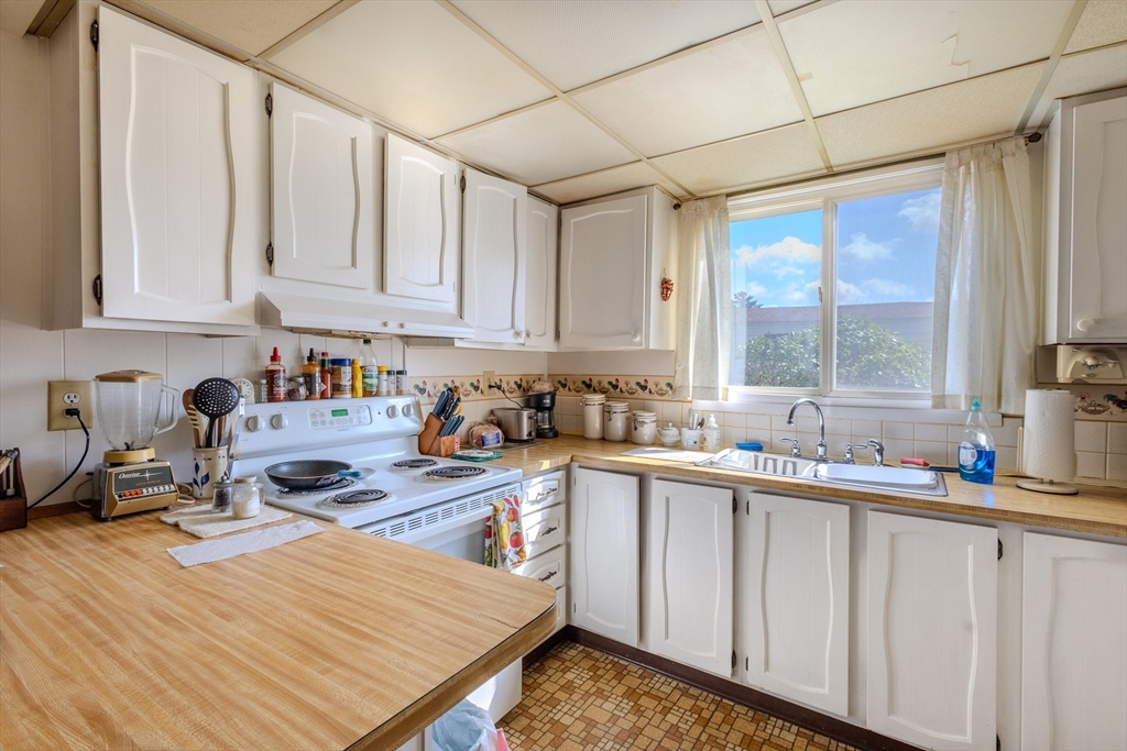 6 Coachman Terrace Property Photo 5