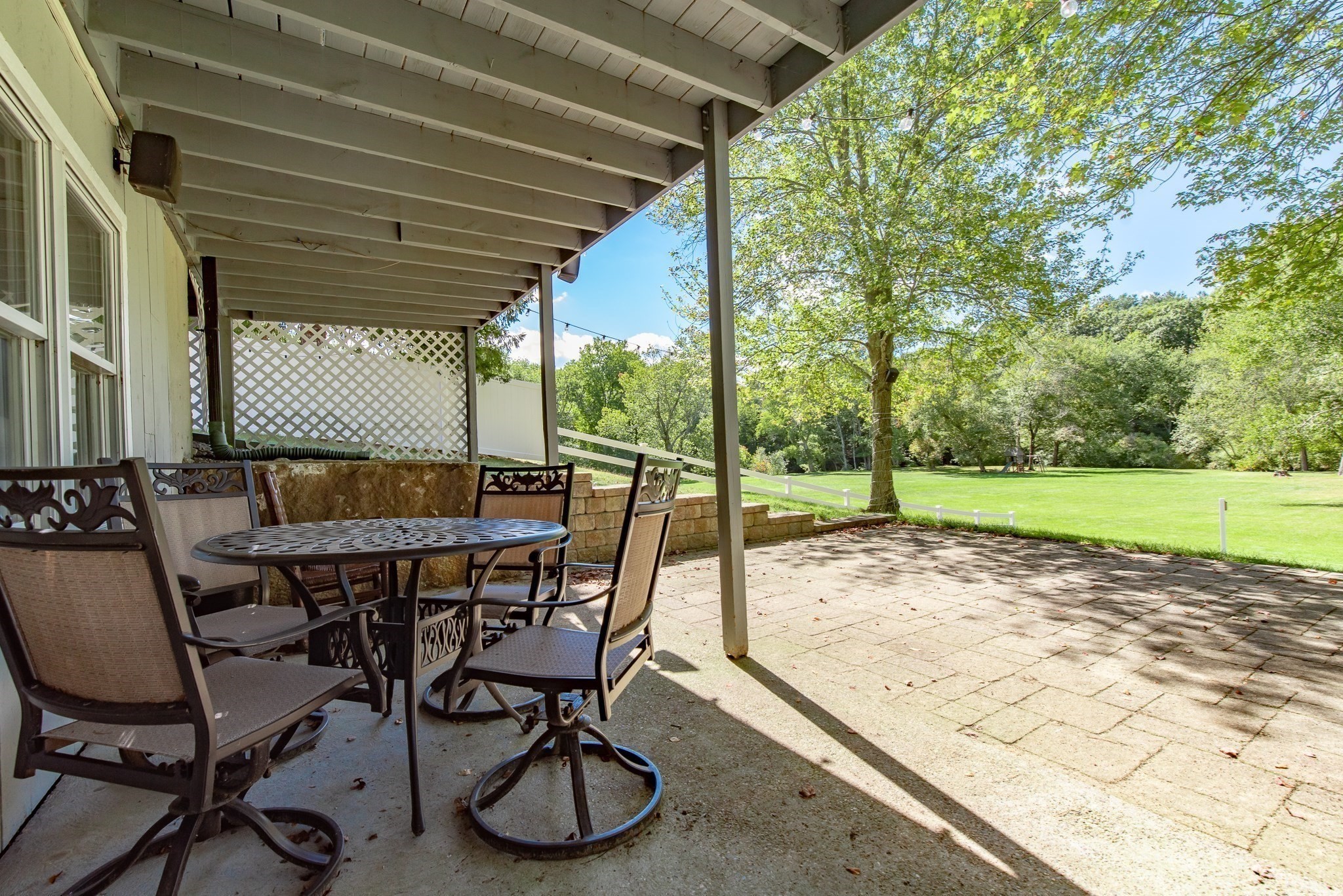171 Elm Property Photo 31