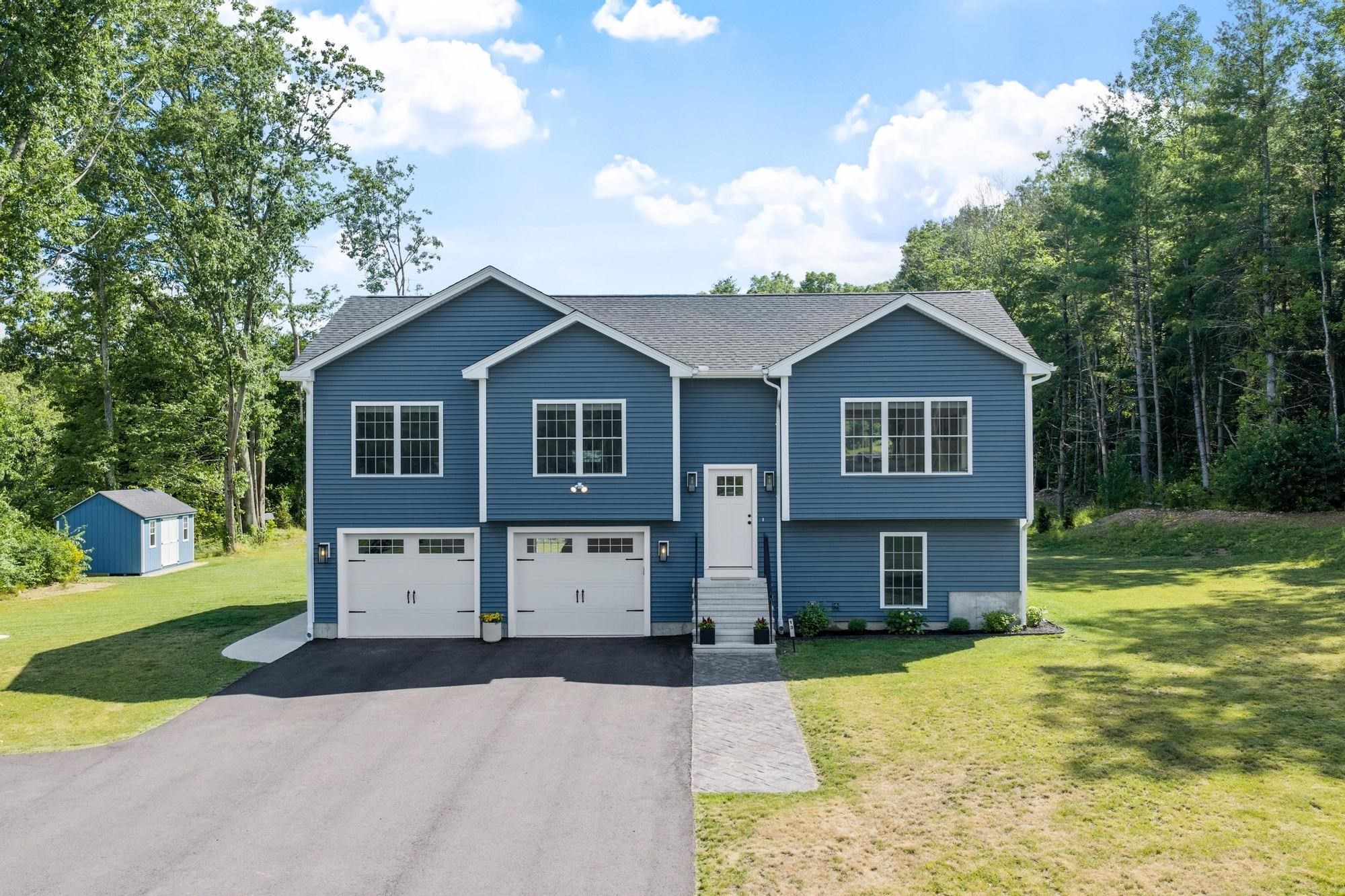 13 Donovan Dr Property Photo 1