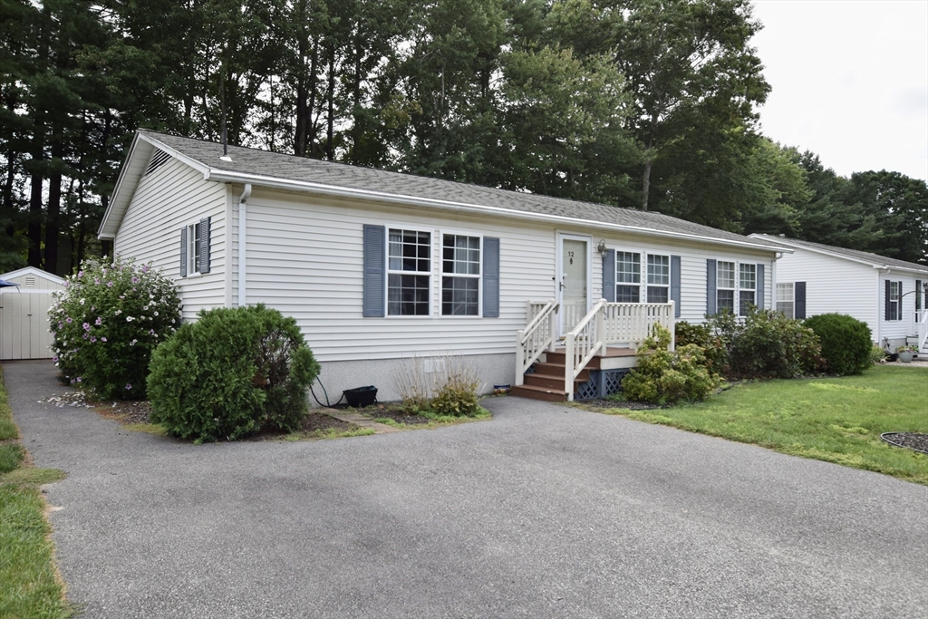 12 Trailwood Dr. Property Photo 1