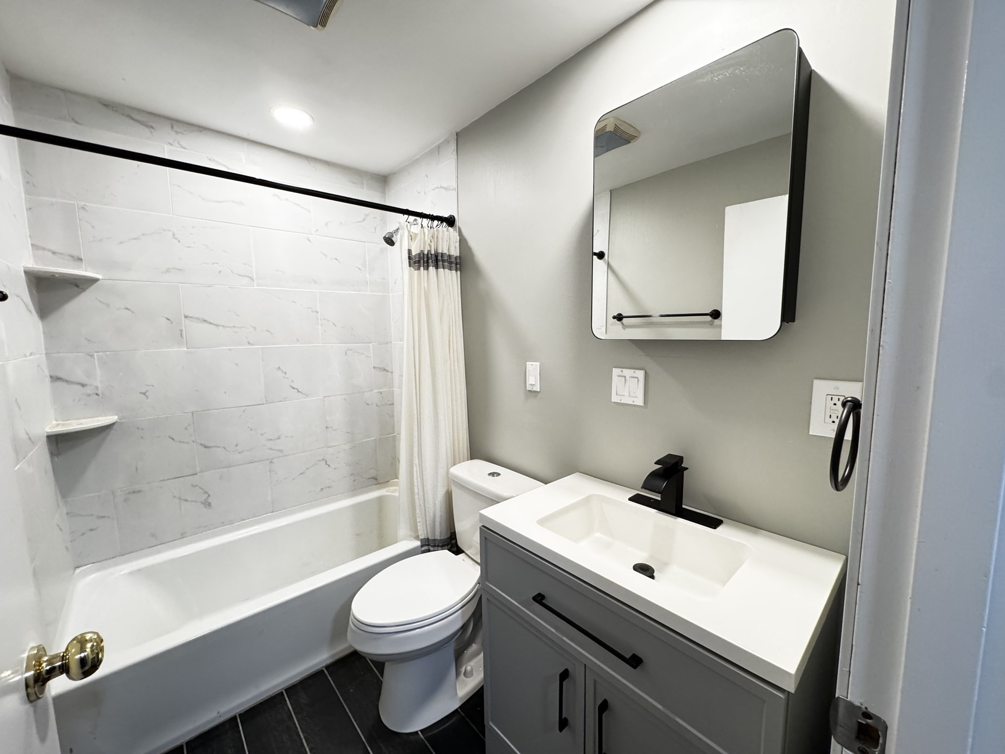 32 Bradford Street # 17 Property Photo 2