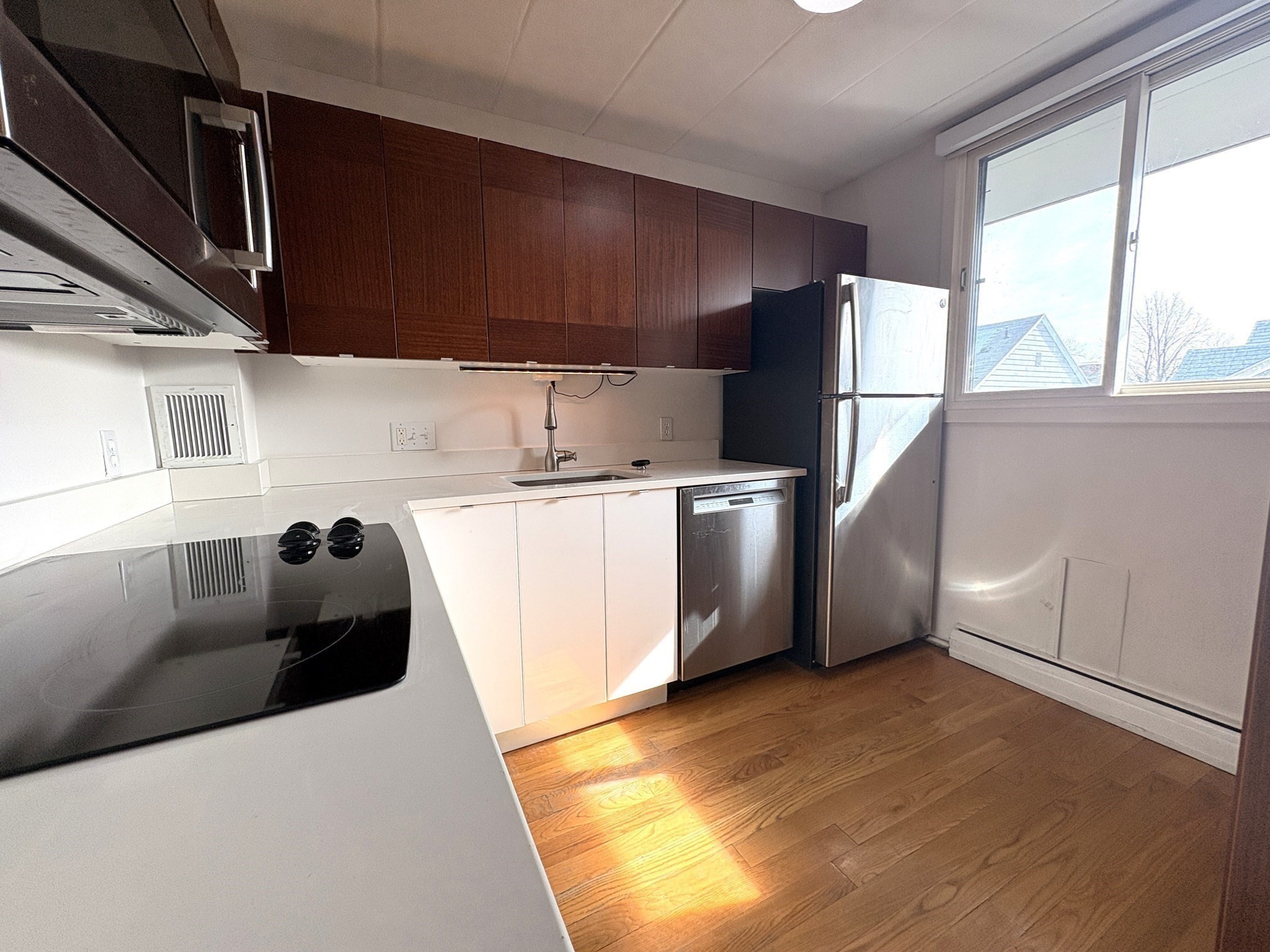 345 Harvard St # 4e Property Photo 14