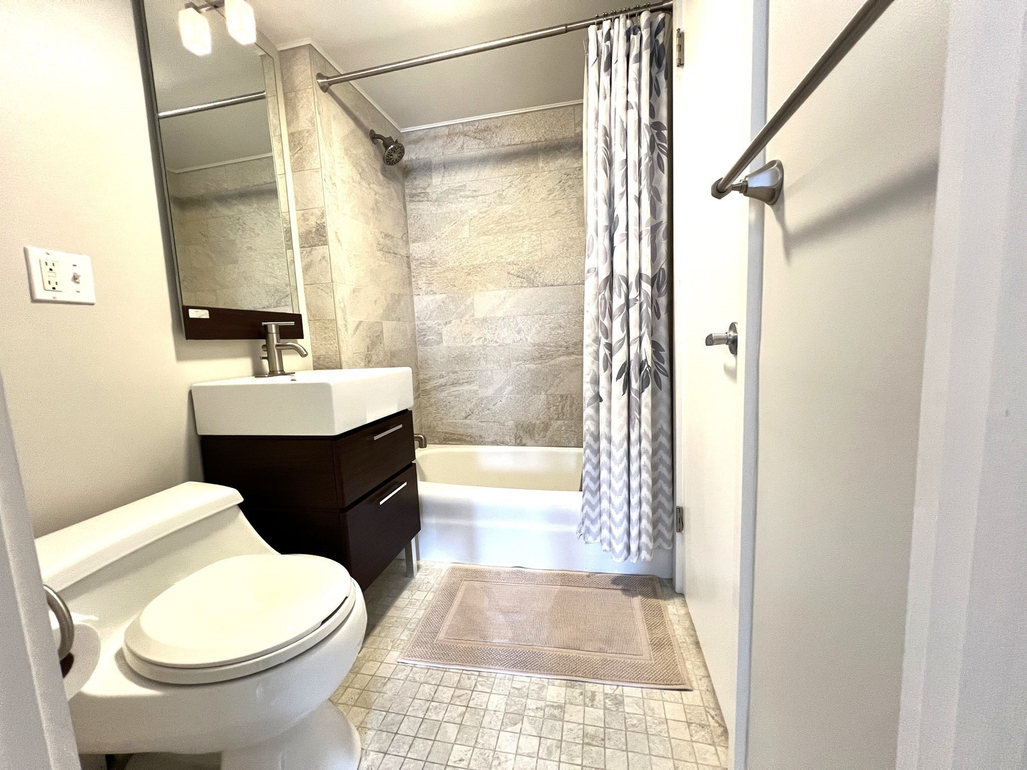 345 Harvard St # 4e Property Photo 19