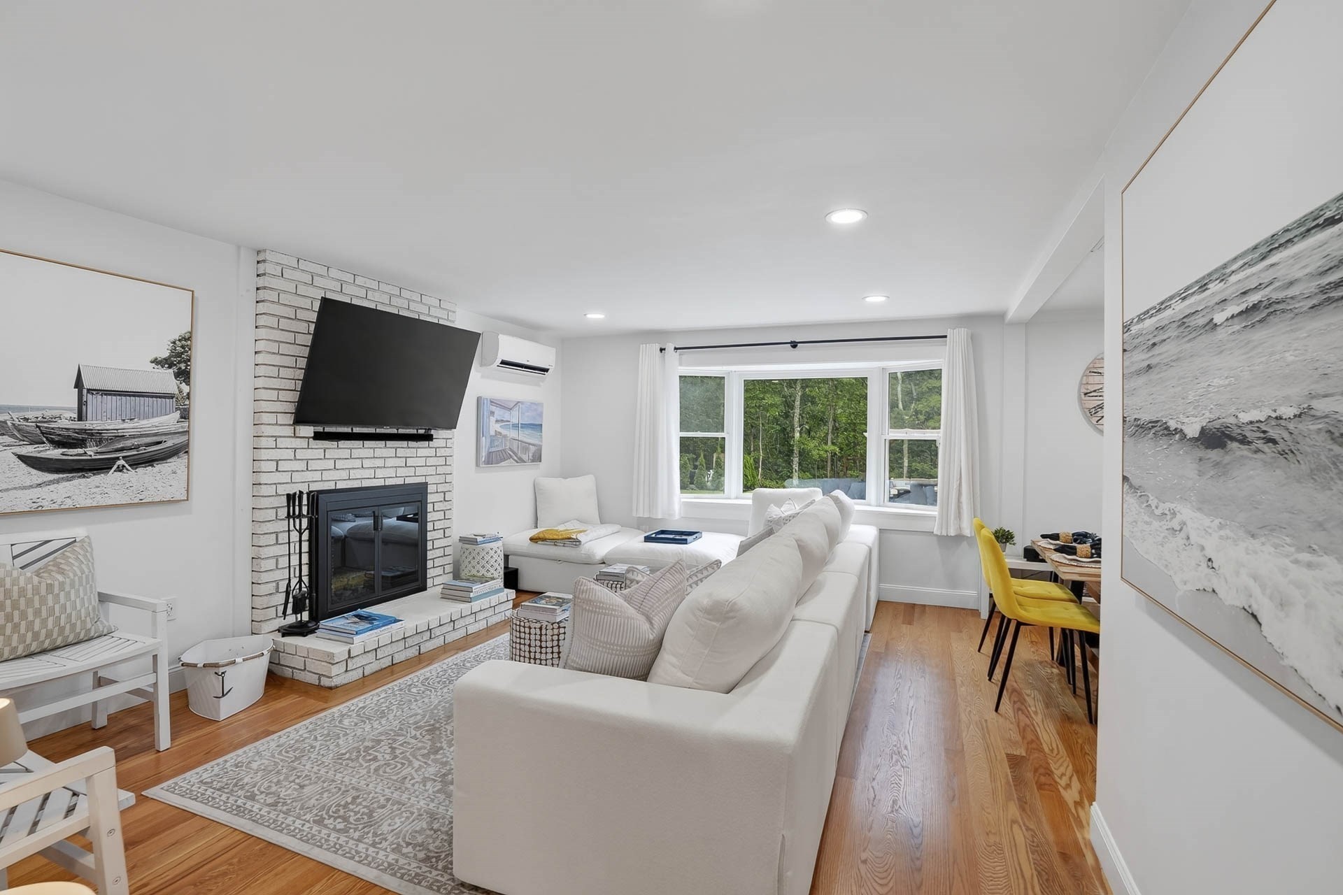 105 Whalers Walk Property Photo 6