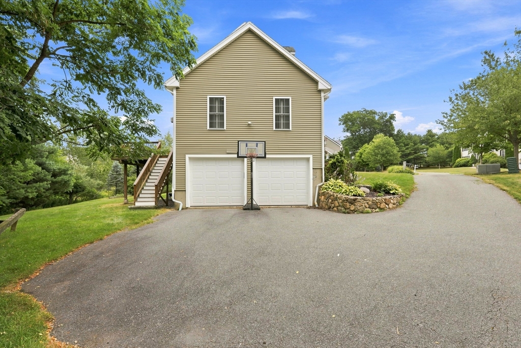 3 Arborcrest Rd Property Photo 4