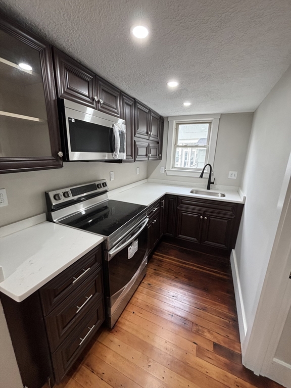 22 Pleasant St Property Photo 3
