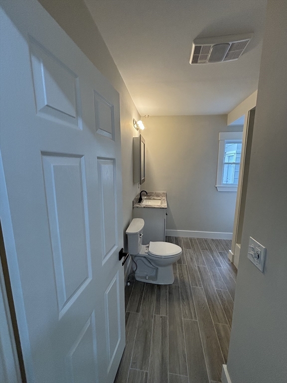 22 Pleasant St Property Photo 15