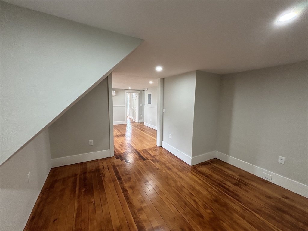 22 Pleasant St Property Photo 22