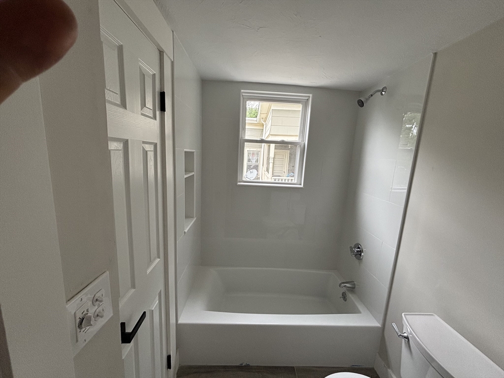 22 Pleasant St Property Photo 30