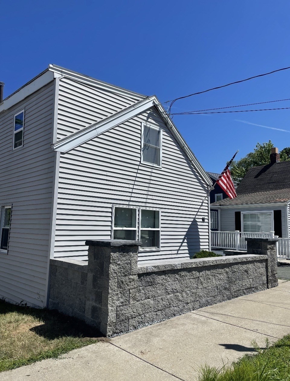 16 Lynn St Property Photo 1