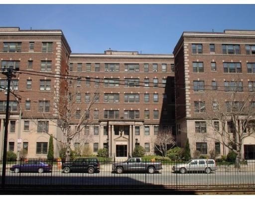 2001 Commonwealth Ave # 6 Property Photo 1